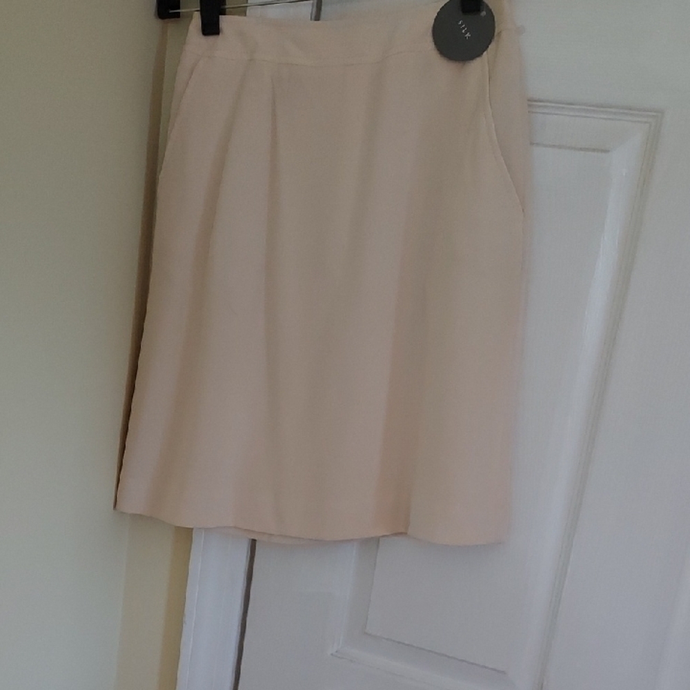 Liz Claiborne Silk Cream Skirt Size 4
